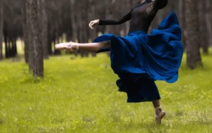 ballet-dancer-wearing-shoe-dancing-while-